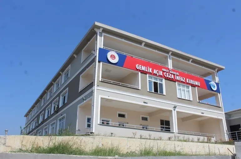 Bursa’da elektrik akımına kapılan firari hükümlü yaşamını yitirdi
