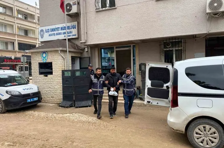 Bursa’da hakkında 21 yıl hapis cezası bulunan şahıs yakalandı
