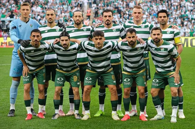 Bursaspor tekrar zirvede

