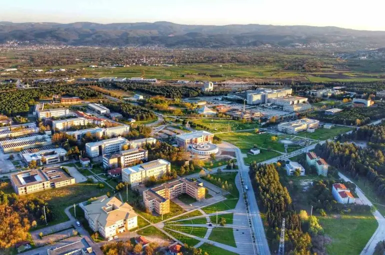 BUÜ’den aday öğrenciler için dijital tanıtım atağı
