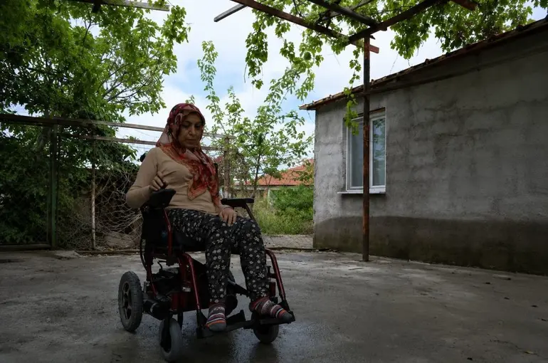 Büyükşehir Belediyesi’nden engelli bireylere akülü sandalye desteği
