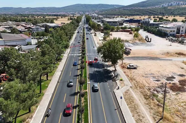 Büyükşehir Menteşe’de 17,5 milyonluk yol yatırımını tamamladı
