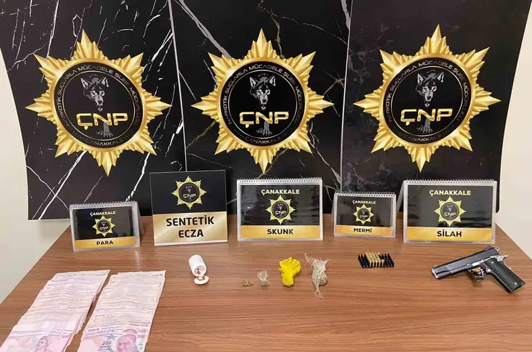 Çanakkale’de çeşitli suçlardan aranan 8 şüpheli tutuklandı
