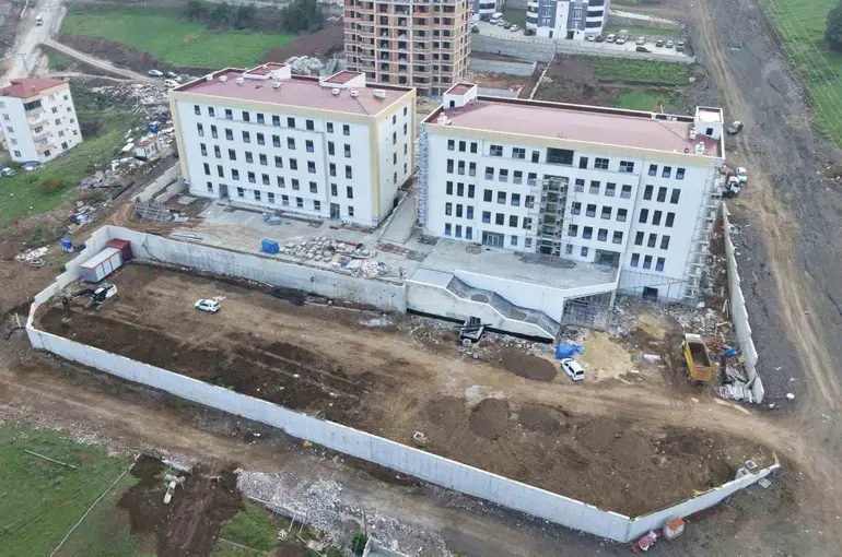 Canik Fen Lisesi inşaatında sona gelindi

