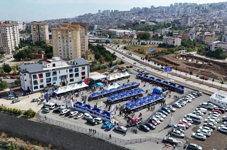 CANİKFEST’e rekor katılım: 131 binin üstünde kişi yapay zeka ile teknolojisiyle tanıştı
