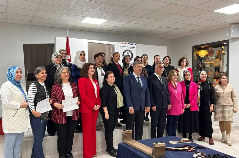 Çarpana Dokuma Sanatı modern ürünlerle buluşuyor
