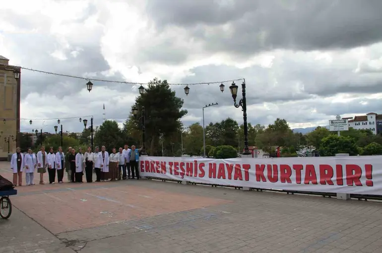 Çarşamba Tarihi Köprü’de Halk Sağlığı Haftası farkındalığı
