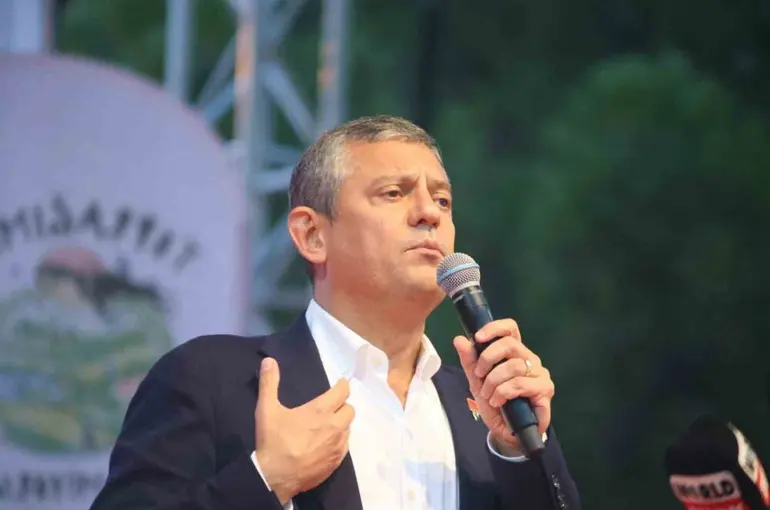CHP Genel Başkanı Özel, Muğla’daki mitingde konuştu
