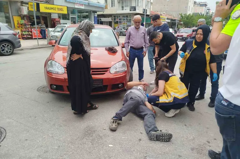 Çivril’de elektrikli bisiklete otomobil çarptı: 1
