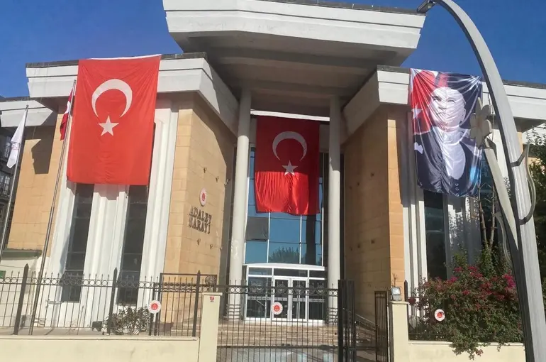 Cizre’de "Sokaklar Güvende" operasyonunda 10 tutuklama
