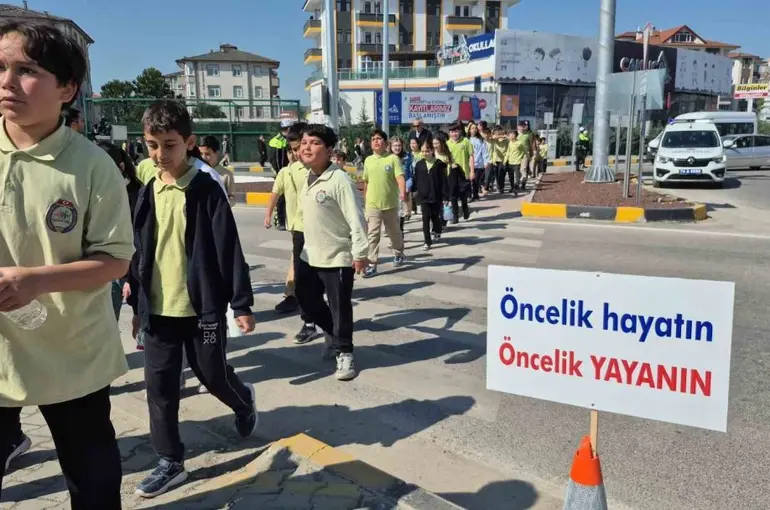 Çocukların Vali’den ilginç talebi
