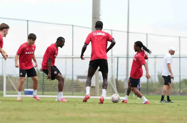 Çorum FK’nın Antalya kampı sürüyor
