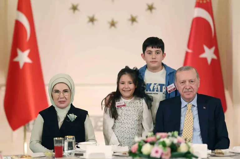 Cumhurbaşkanı Erdoğan: "Türkiye kendi güvenliği için yalnızca sınırları dahilinde değil sınırların ötesinde de her türlü adımı atmaktadır"

