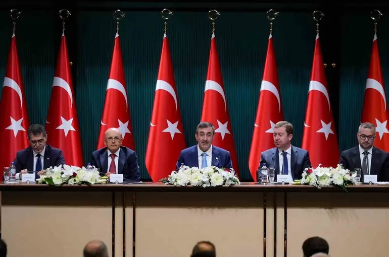 Cumhurbaşkanı Yardımcısı Yılmaz: "Enflasyonu düşürdükçe büyüme potansiyelimiz yukarı taşınacak"
