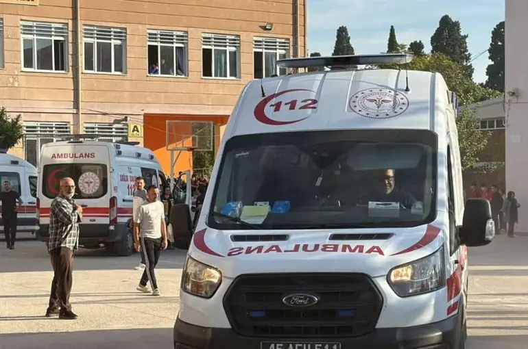 Cumhurbaşkanlığından Turgutlu’daki okula silahlı saldırı sonrası açıklama