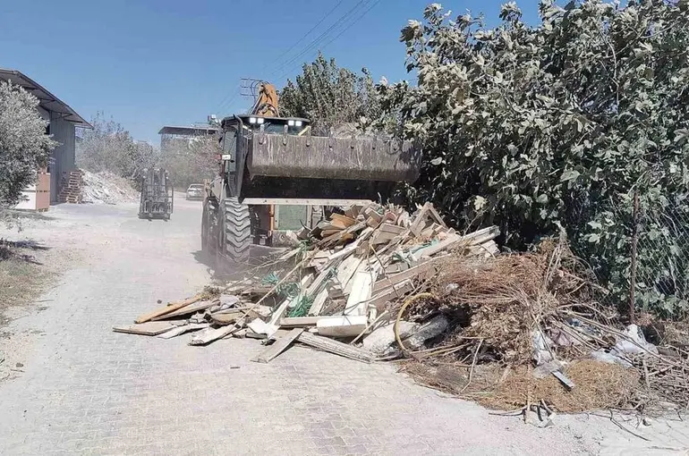 Defne Belediyesi, daha temiz bir kent için çalışmalarını sürdürüyor
