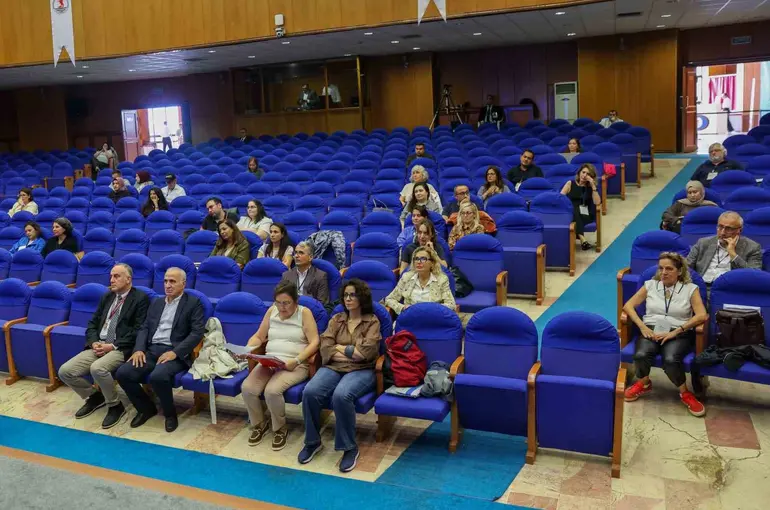 Dekan Danacı: "Anabilim dallarımızdan sekizi akredite olmuş durumda"
