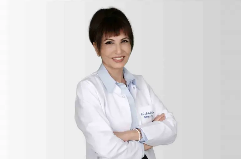 Demansın en yaygın nedeni alzaymır hastalığı
