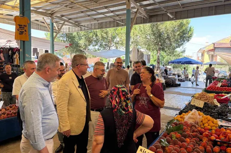 Denizli AK Parti Kayıhan Pazarının nabzını tuttu
