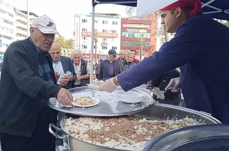 Denizli’de yağışların gecikmesi nedeniyle dua ve hayır yapıldı
