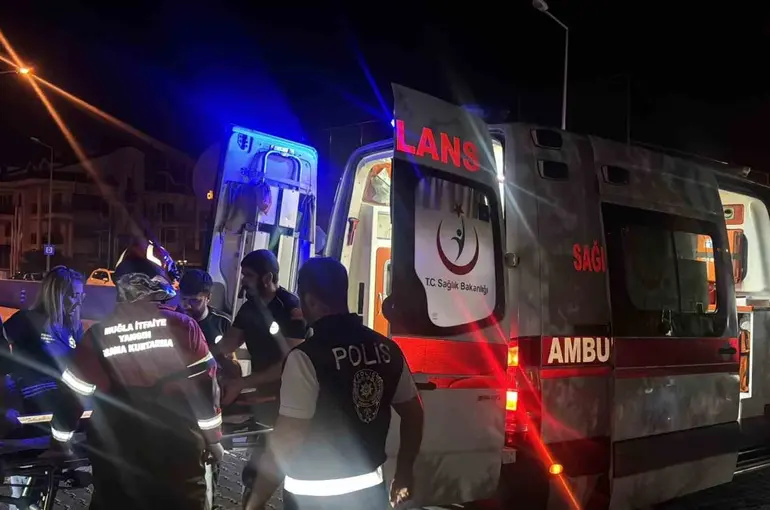 Dereden itfaiye ekiplerince çıkarılıp hastaneye kaldırılan şahsın kimliği araştırılıyor
