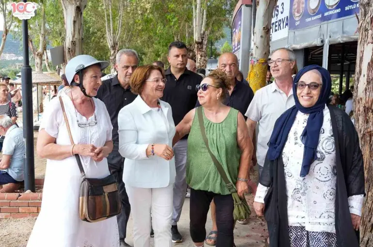 Didim Belediyesi’nden Akbük’te bayramlaşma programı düzenlendi
