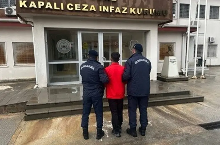 Didim’de 18 yıl hapis cezası ile arana şahıs yakalandı
