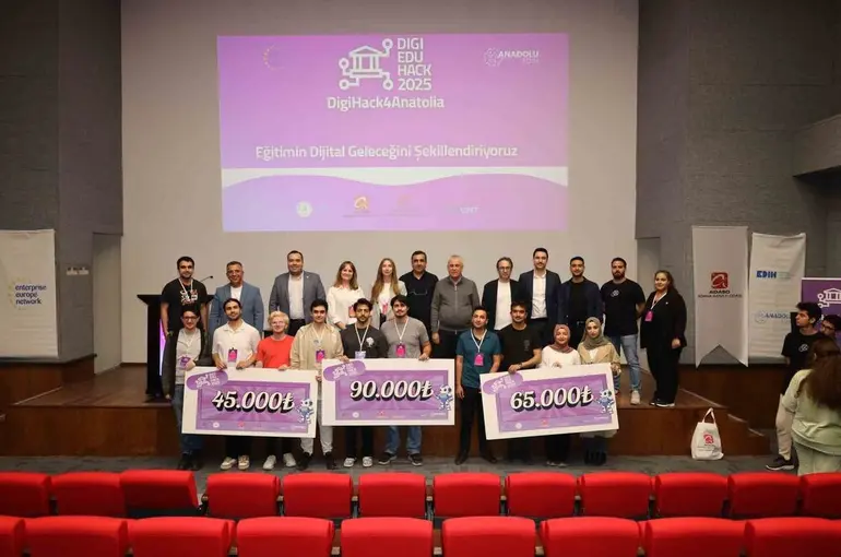 Digihack4anatolia’da büyük ödüller sahiplerini buldu
