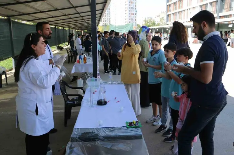 Diyarbakır’da "Doğal Olarak Bilim" şenliği başladı
