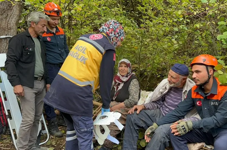 Doğanhisar’da Kaybolan Yaşlı Çift AFAD Koordinasyonunda Sağ Olarak Kurtarıldı