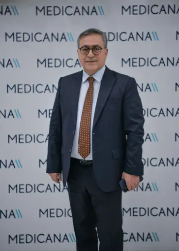 Dr. Özcan Akan: "Güvenli bakım, sağlıkta en temel önceliğimizdir"
