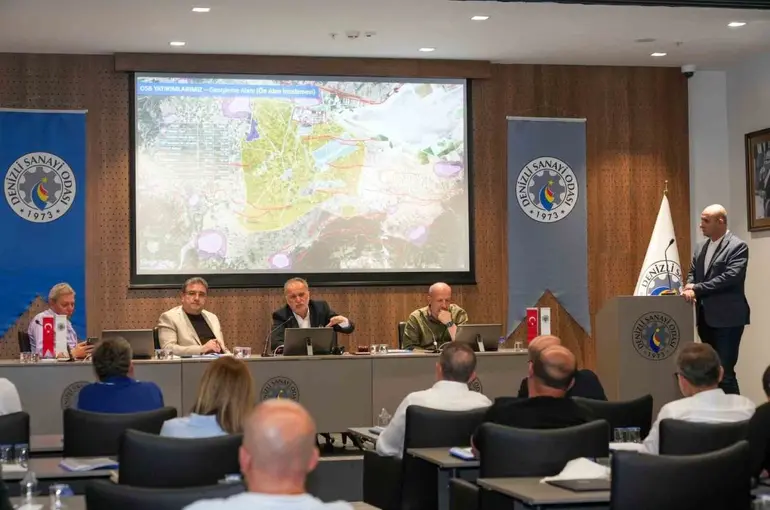 DSO Başkanı Kasapoğlu; "Sanayinin katkı vermediği büyüme sürdürülemez"
