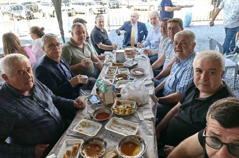 Düğün gibi kongre
