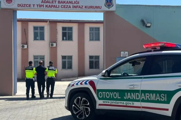 Düzce’de 19 bin 561 kişi sorgulandı 13 kişi tutuklandı
