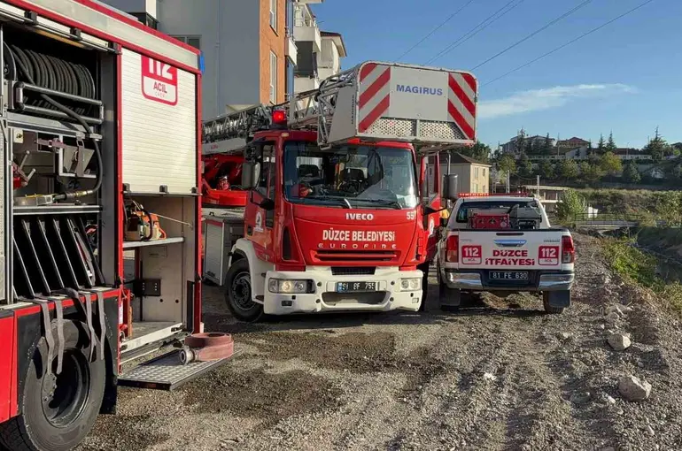 Düzce’de ev yangını ekiplerin müdahalesi ile söndürüldü
