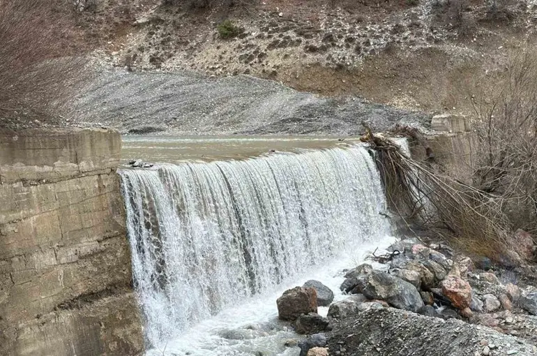 Eber Deresi, Eber Gölü’ne can suyu olacak
