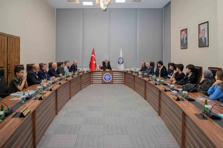 EBYÜ’de "Bizim Gök Kubbemiz" Projesi kapsamında iş birliği görüşmesi
