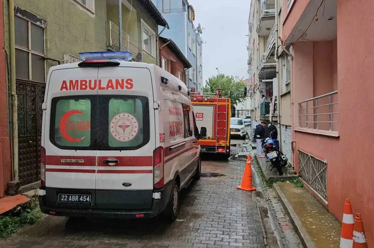 Edirne’de baca yangını korkuttu

