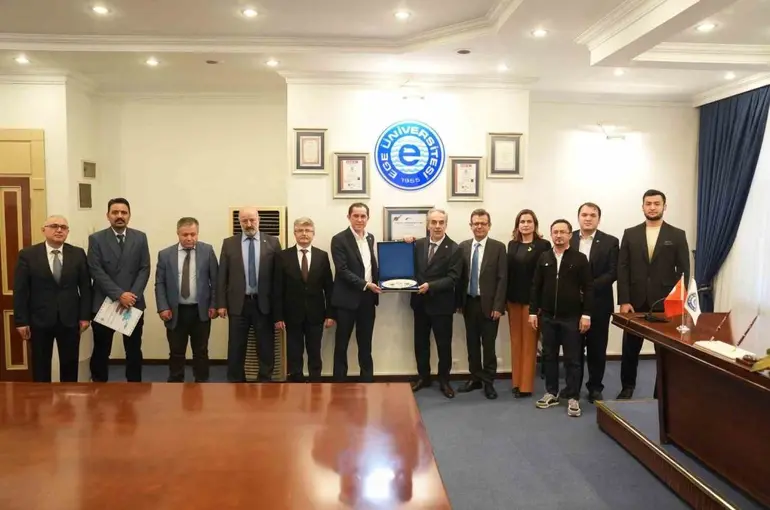 Ege Üniversitesi Özbekistan ile olan iş birliklerini güçlendiriyor
