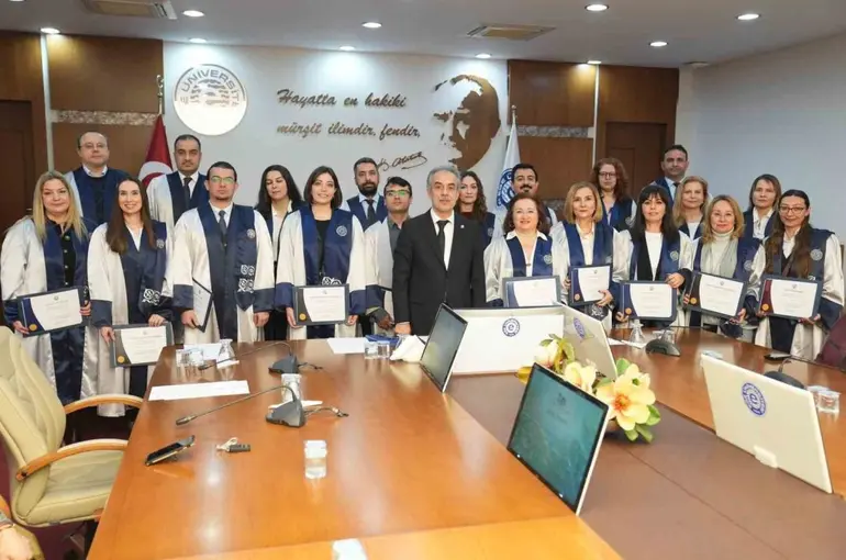 Ege Üniversitesinde akademik başarılar ödüllendirildi
