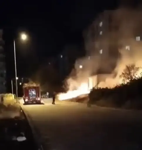 Elazığ’da otluk alanda çıkan yangın söndürüldü
