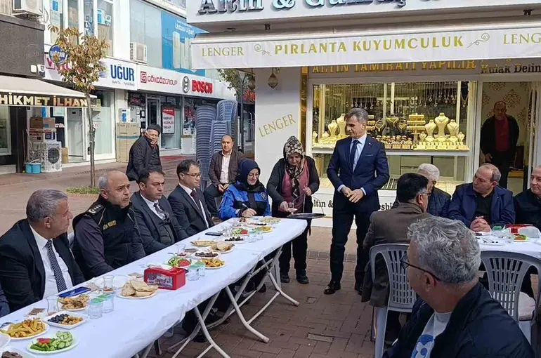 Emniyet birimleri sorunları yerinde tespit ediyor
