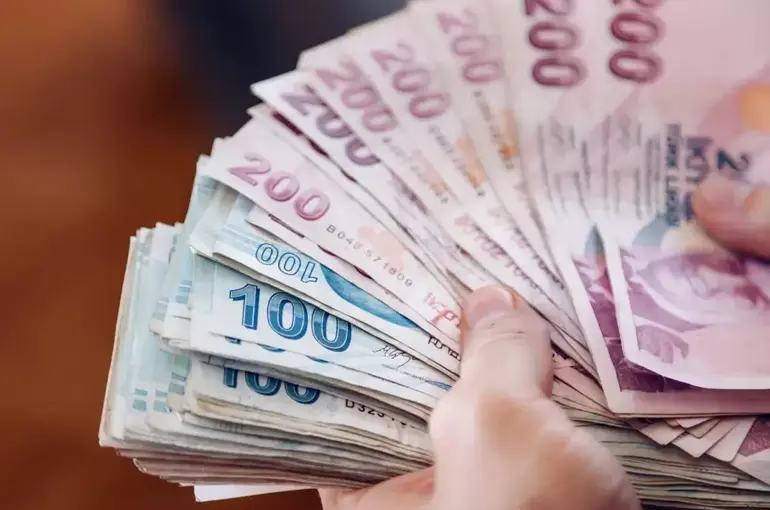En düşük emekli maaşı rakamı belli oldu