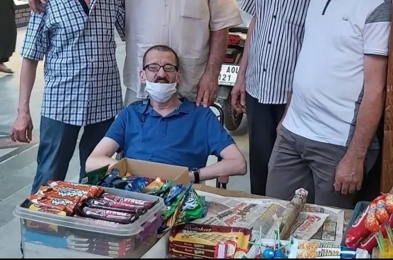 Engelli satıcının zararını, Başkan Taban karşıladı
