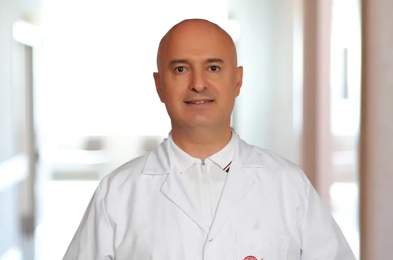 "Erkeklerde de meme kanseri görülebilir"
