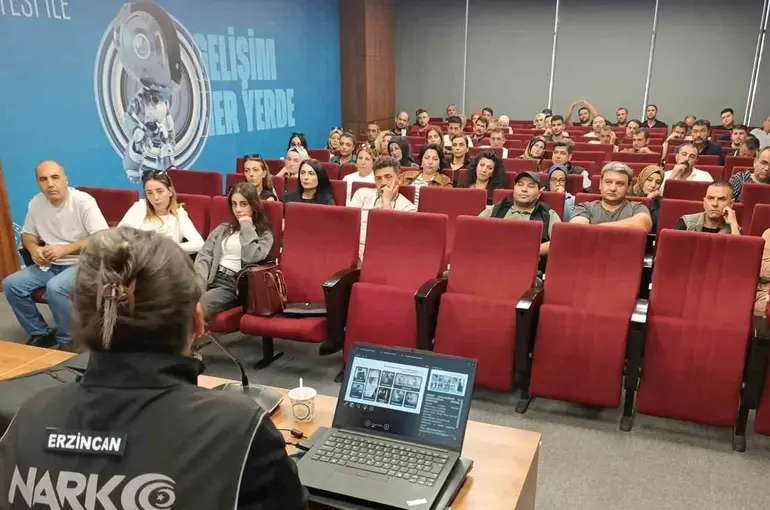Erzincan’da 120 özel güvenlik görevlisine eğitim verildi
