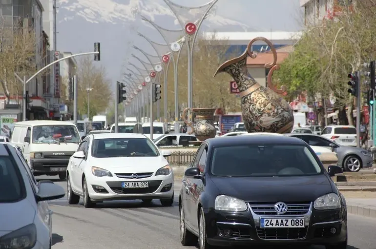 Erzincan’da araç sayısı 84 bin 140 oldu

