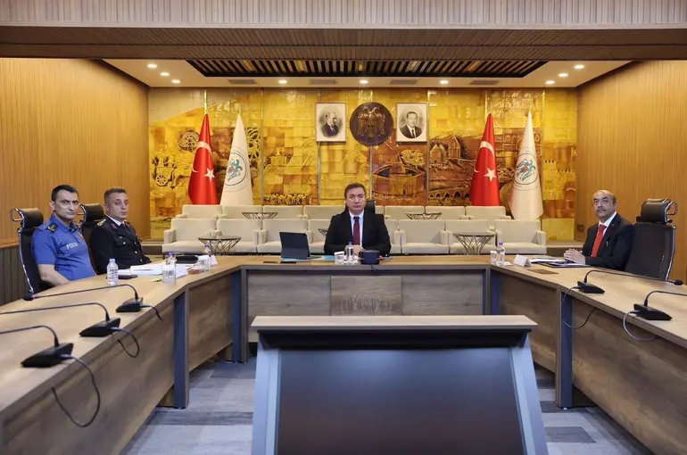 Erzincan’da "Okul Güvenliği" toplantısı gerçekleştirildi
