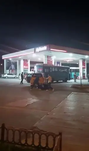 Erzurum’da bıçaklı kavga: 3 yaralı

