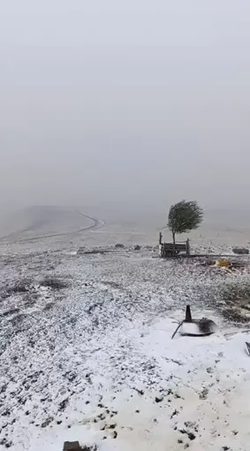 Erzurum’da Çakmak Dağı beyaza büründü
